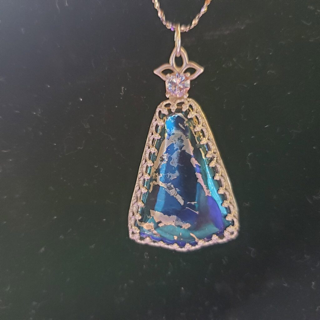fairy chasm necklace