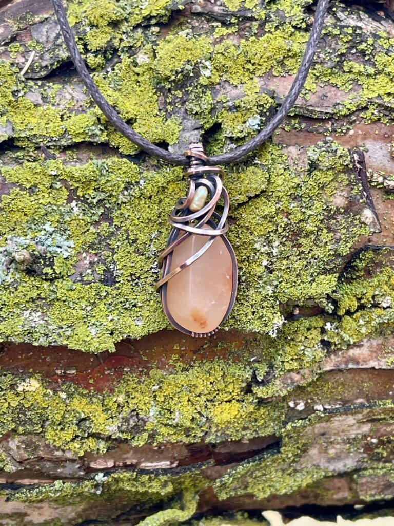 between the cedars natural necklance stone